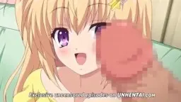 Heißes Hentai Babe befriedigt sich mit Playstation Controller